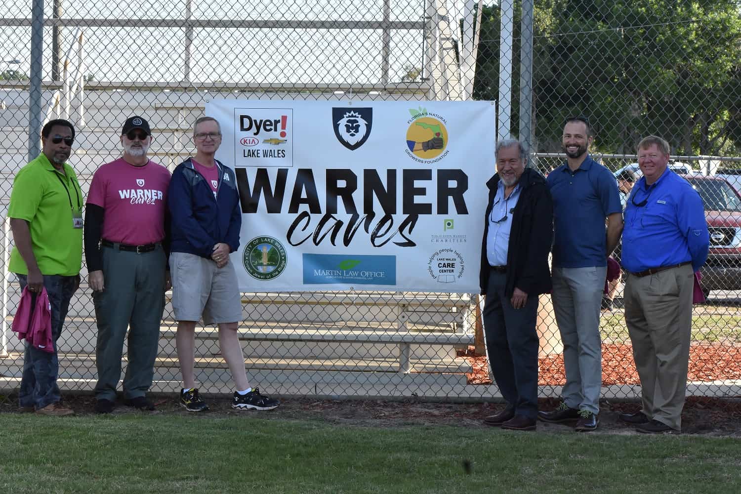 Sponsor banner with friends